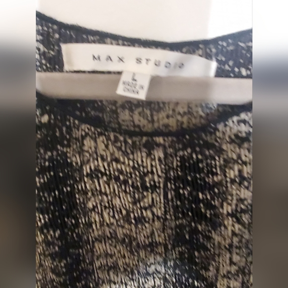 STUDIO M || Women's Graphic Print Dress Size Large - Picture 4 of 4